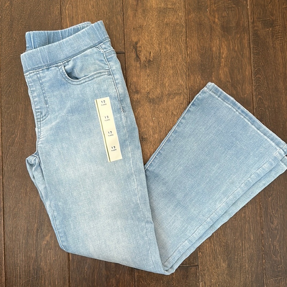 Cat & Jack flare jeans, new. Size 12